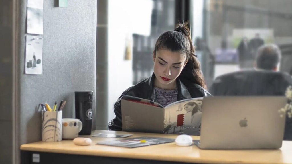 JobStart 101 • Smart Tips & Real-World Training